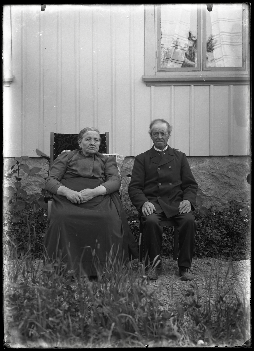 Sven Andersson från Lars-Persgården i Essunga, med hustru