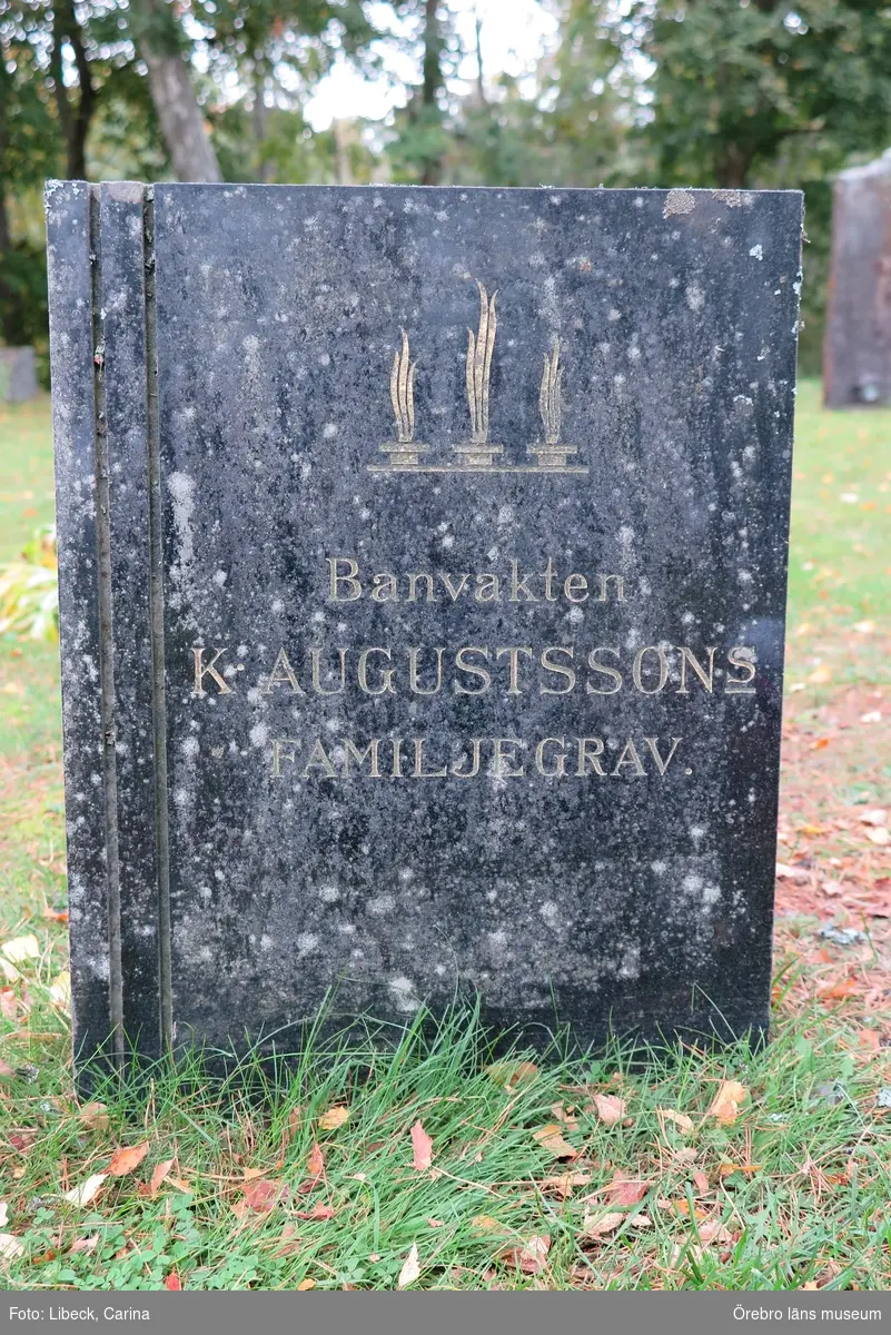 Hidinge nya kyrkogård Inventering av kulturhistoriskt värdefulla gravvårdar 2017, Kvarter B.
