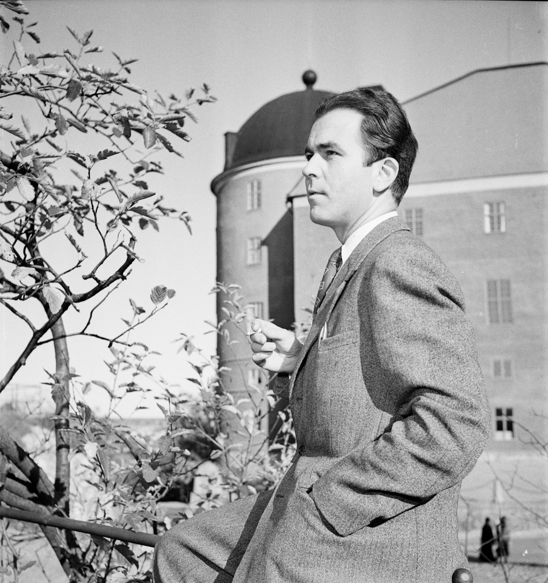 Henning Heng Österberg vid Uppsala slott, Uppsala 1953
