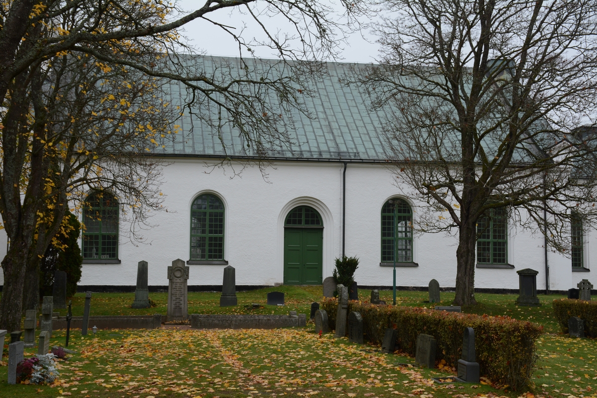 Exteriör, Hässleby kyrka, Hässleby socken i Eksjö kommun.