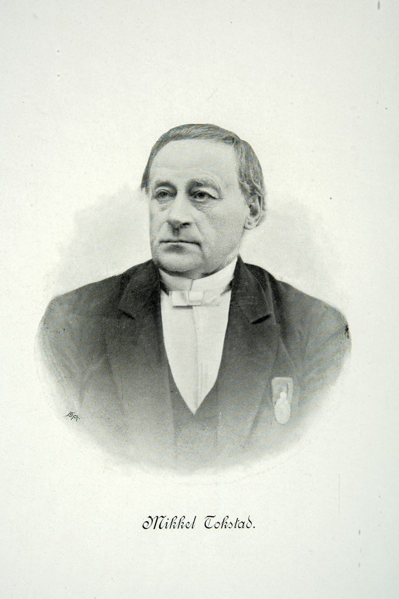 Proprietær og styreleder for Atlungstad brenneri, Mikkel Tokstad. 

f. 1830- d. 1908. Formann i direksjonen 1881-88 og 1890-1904. Deltok på stiftelsesmøtet i 1855 og var aktivt med i selskapet fram til sin død i 1908.