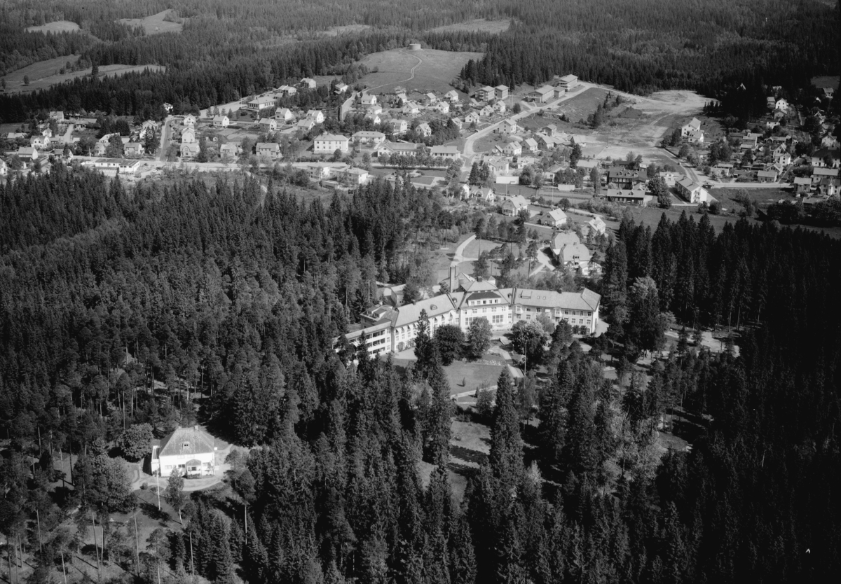 Flygfoto över Sävsjö kommun i Jönköpings län. Nr: 170/1960