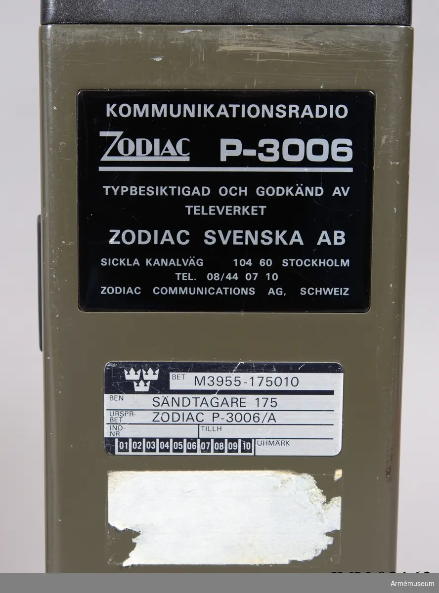 2 st Ra 175. Ursprungligen en civil "PR-radio” omtrimmad till 30 MHz. Lätt, bärbar och batteridriven station. Har använts inom hemvärnet och armén som skjutfältsradio där den särskilt uppskattades på grund av sin användarvänlighet och lätthet. Införd och använd under 1980-talet. Apparaten ska då vara godkänd men användaren behöver inget tillstånd. Ej krypterad och kan störas och avlyssnas. Ultrakortvågsradio som ersatte och kompletterade den tyngre och otympligare Ra 122.