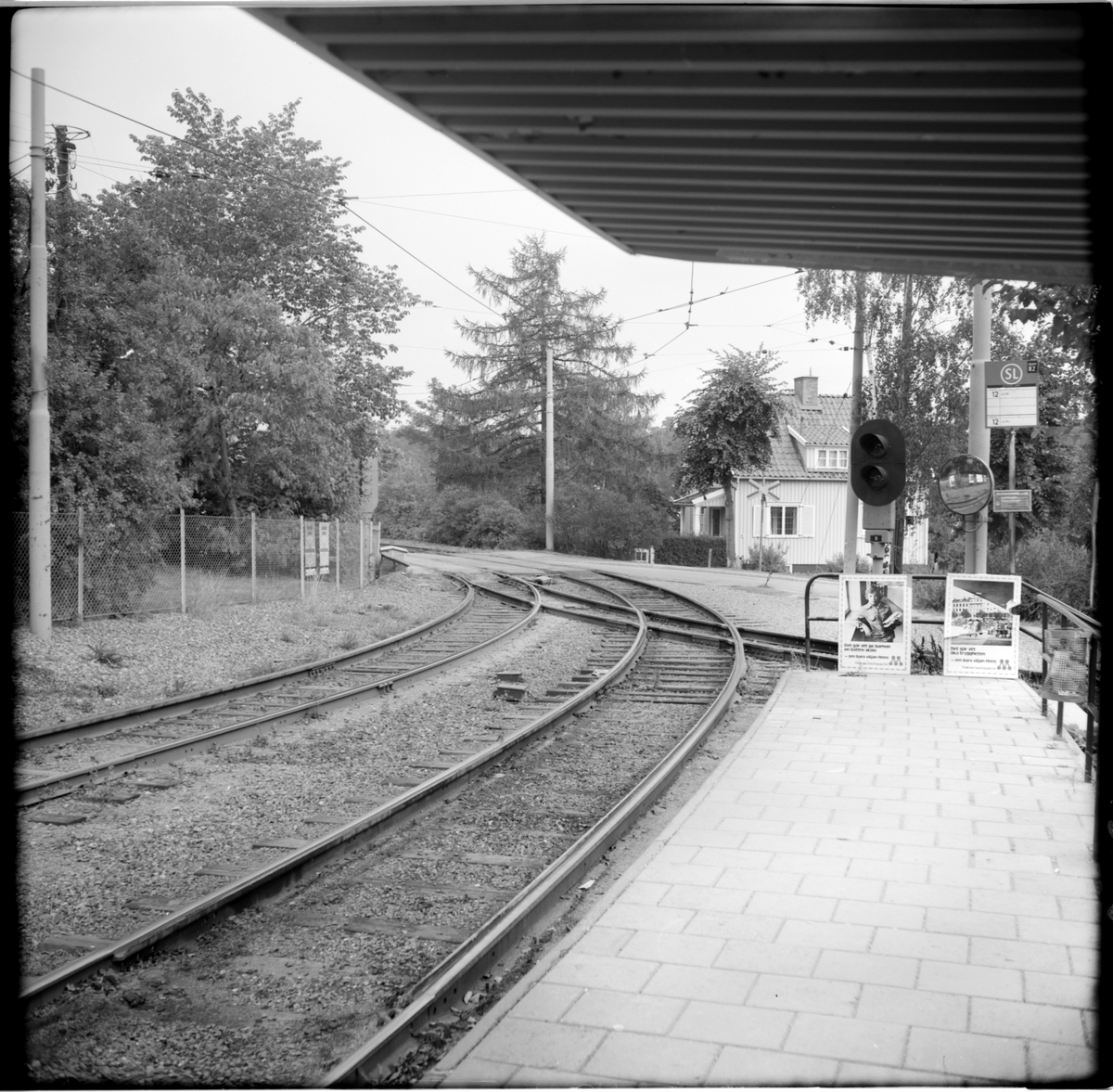 Hållplats på linje 12 mot Alvik hållplats vid Gladbacken / Orrspelsvägen..