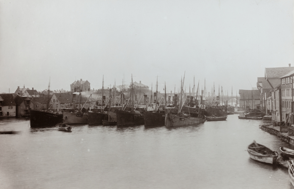 Smedasundet sett mot nordvest, ca. 1910.