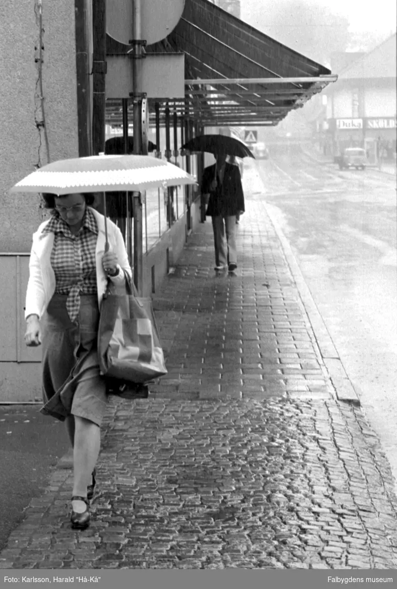 Regn, Storgatan.
