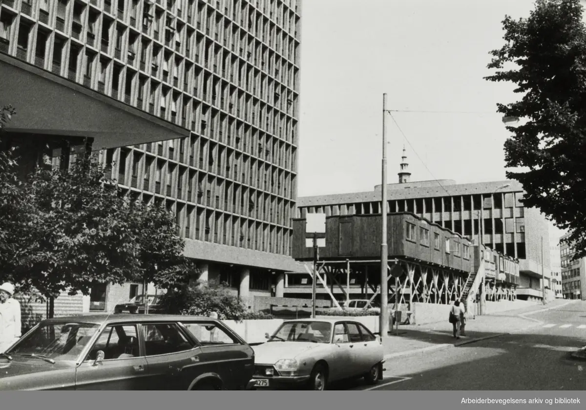Regjeringsbygget. August 1976