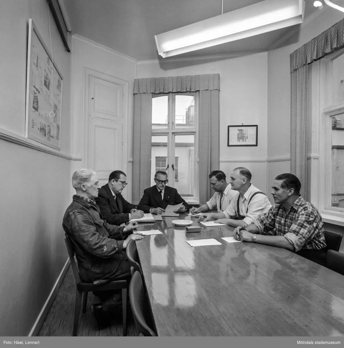 Förhandlingsdelegationen på pappersbruket Papyrus i Mölndal, 23/10 1956.