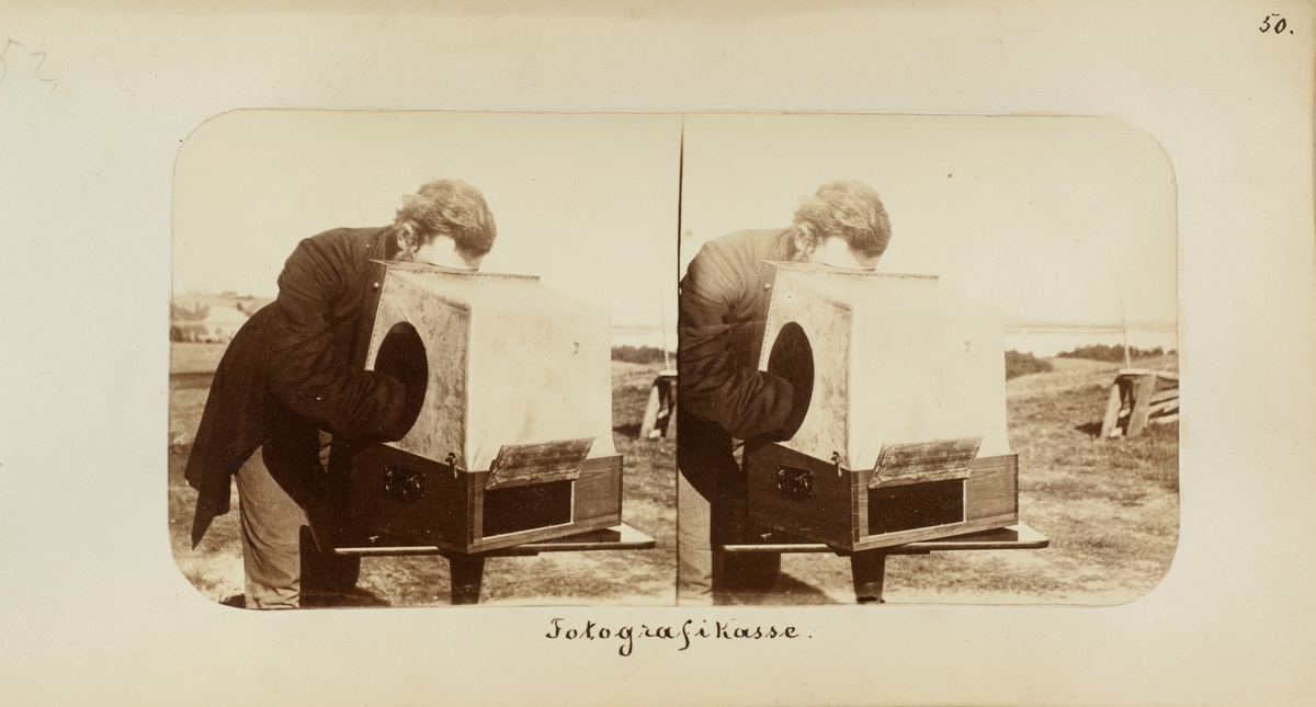 Fotografikasse, fotografert i 1862