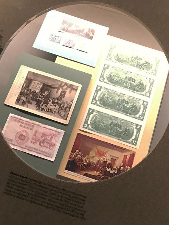 Pengesedler og frimerker prydet med maleriet «Eidsvold 1814» av Oscar Wergeland.
