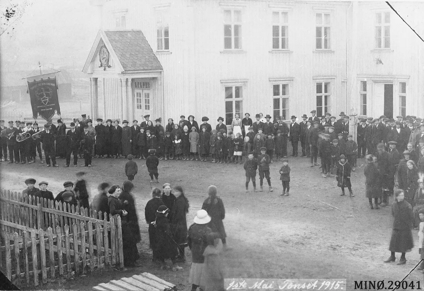 1.mai 1915 Tynset