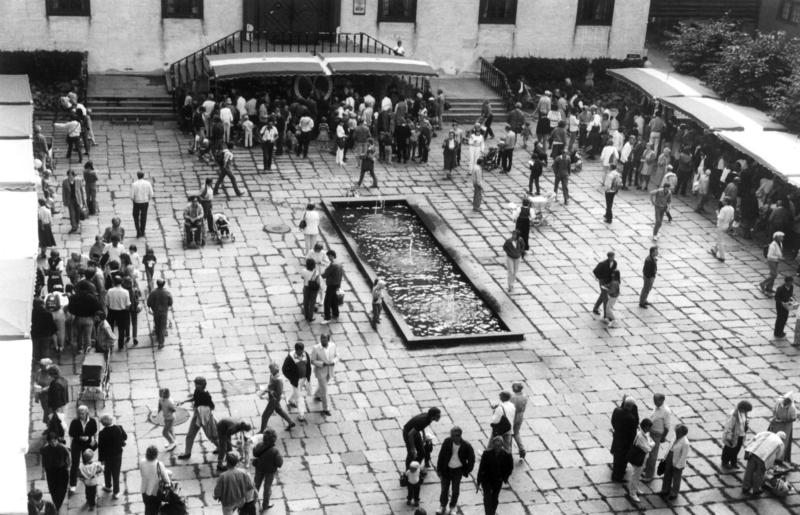 Markedsdager på Torget i 1984 (Foto/Photo)