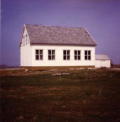 Valøya skole og kapell