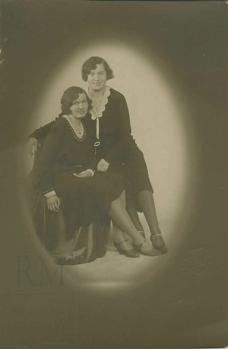 Portrett av to kvinner 