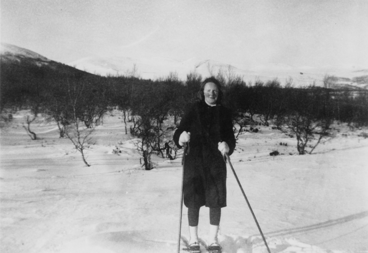 Astrid Hågensen på skitur
