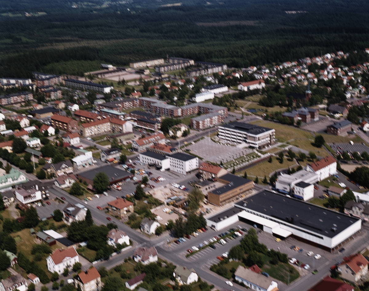 Flygfoto över Gislaved i Jönköpings län 63/1976