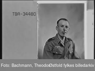 Portrett av tysk soldat i uniform. Gustav Kauer.