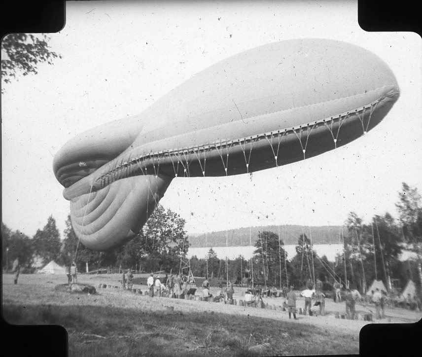 Fältballong m/1930 vid ballongstationen.