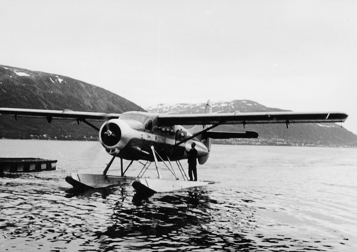 transport, fly, eksteriør, Tromsø, sjøfly, Otterfly, på vann, Tromsø-Bodø
