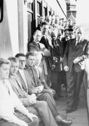 postskolen, postgården, gruppebilde av menn, balkong, ekster