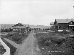 Kort: Gausdal. Gausdal Sanatorium fra porten 18/6 1903