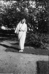 Brit Waagbø g. Hodne. Brit f. 1921 g. 1947 m. misjonsprest O