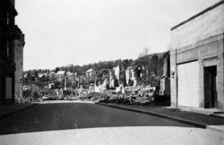 Molde sentrum vestover, april 1940. Til venstre på bildet se