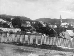 Molde by med kirken sett fra vest..Molde sett fra Lethkloppe