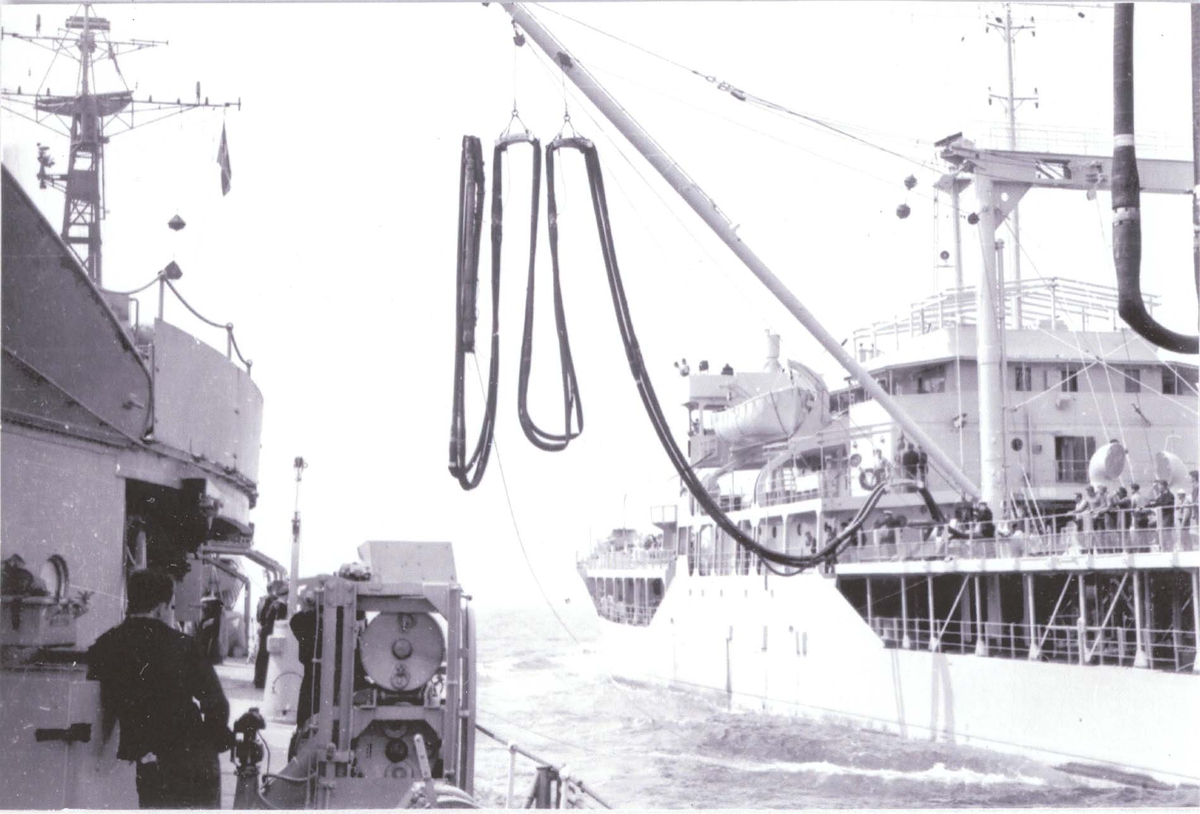 Jagere, C-kl., bunkring i sjøen, ca 1960.