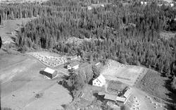 FLYFOTO UKJENT GARD LØTEN