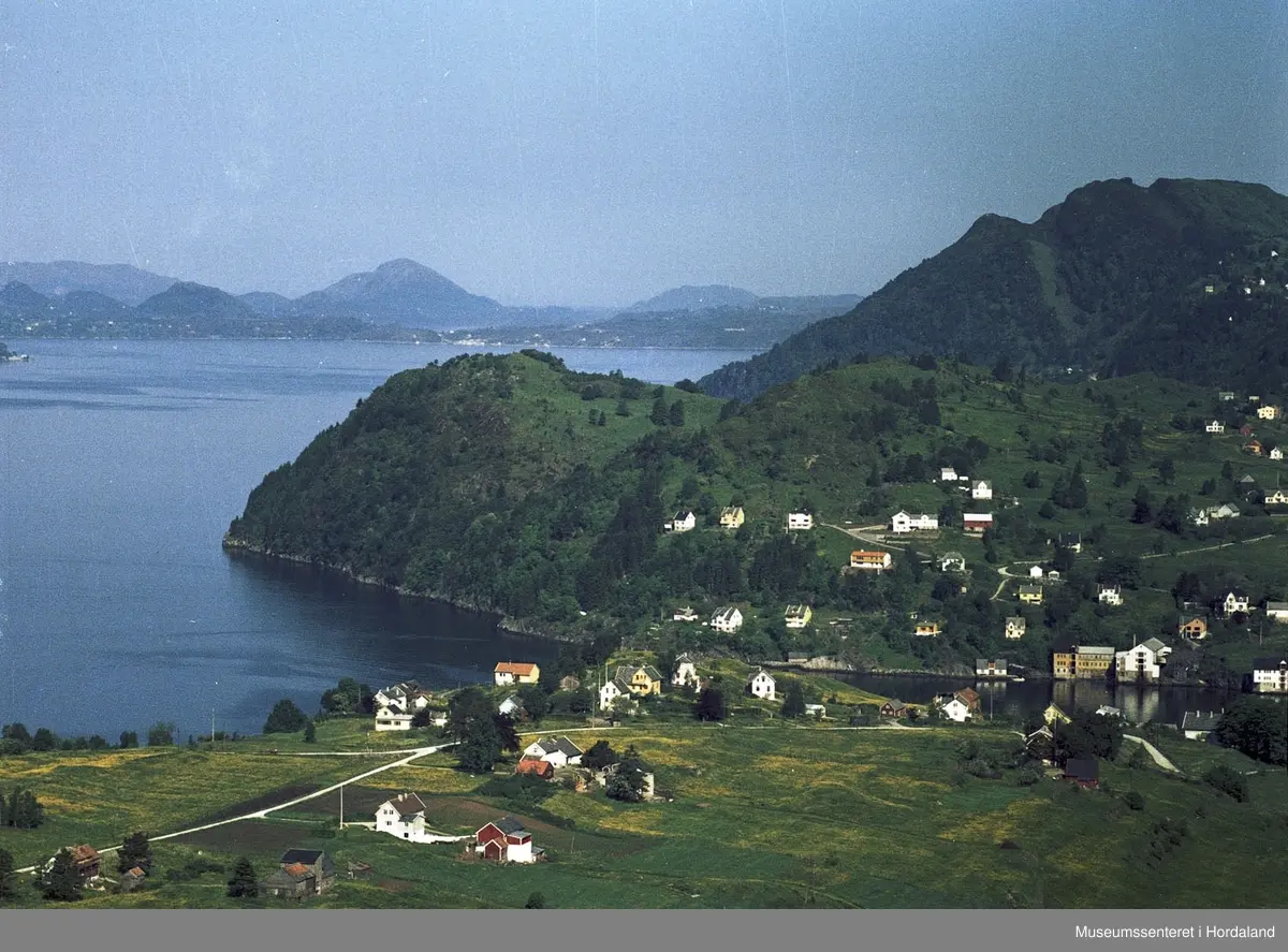 Reistad og Valestrand - Museumssenteret i Hordaland / DigitaltMuseum