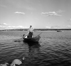 UKJENT MANN I ROBÅT, MJØSBÅT, HAMAR