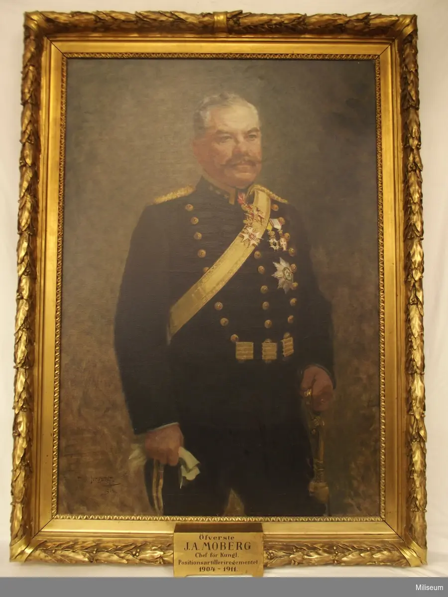 Oljemålning föreställande överste J A Moberg, chef för Kungl. positionsartilleriregementet 1904-1911.