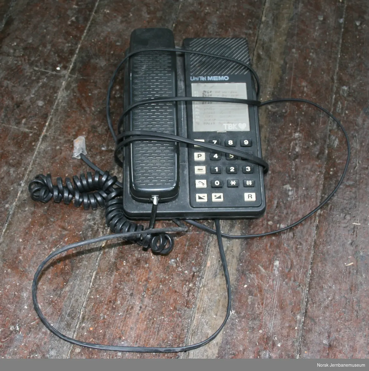 Modell Unitel Memo
art. DB AR 201001/196
produsert 25/90

Brukt som toglederapparat for blokktelefon