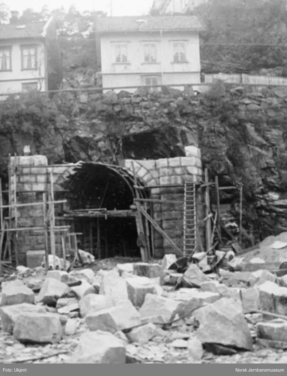 Tangenheia tunnel, støping av tunnelportal