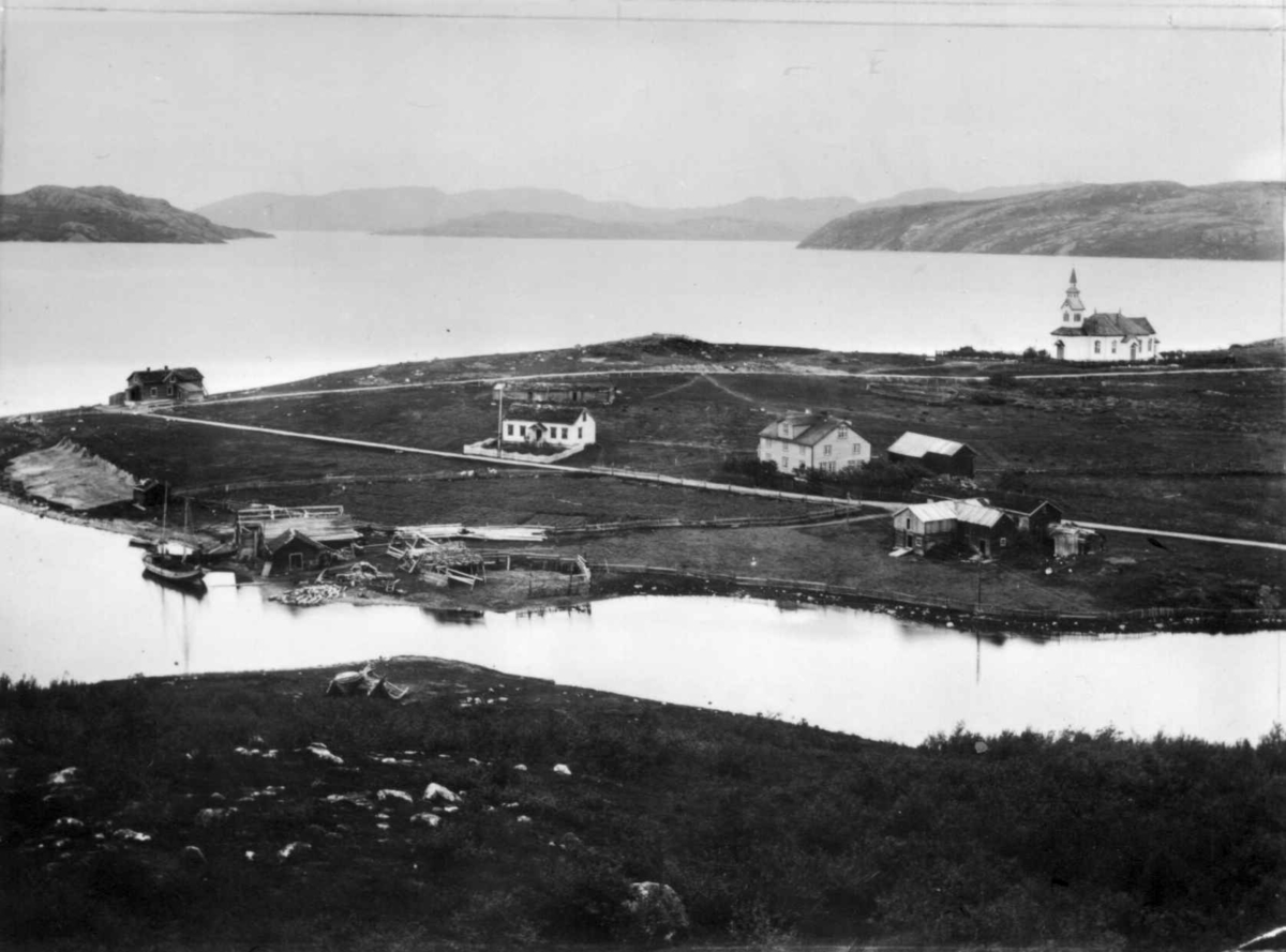 Oversiktsbilde Fra Kirkenes Sør Varanger Finnmark Med Bebyggelse Og