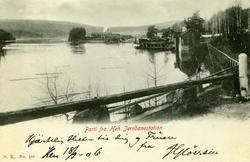 Postkort. Hilsen. Fotografisk motiv. Svart/hvitt. Motiv fra 