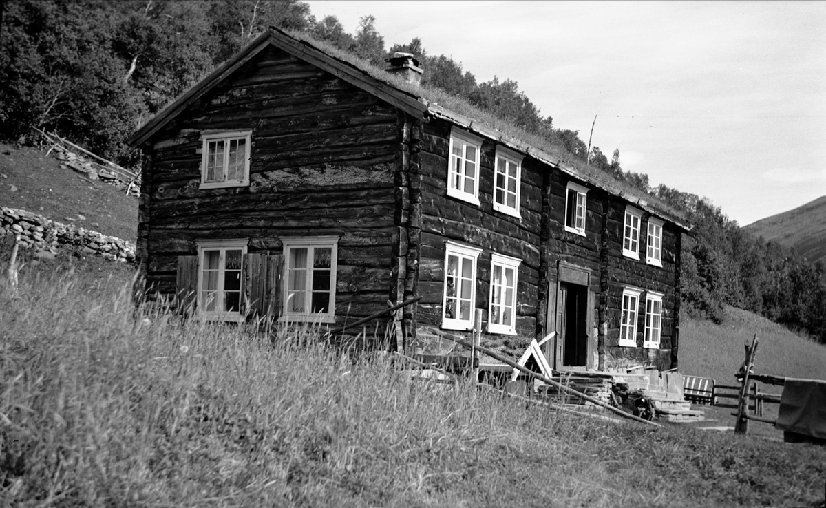 Hovedbygning, Stølgjerdet, Drivdalen, Oppdal, Sør-Trøndelag. Fra album. Fotografert 1939.