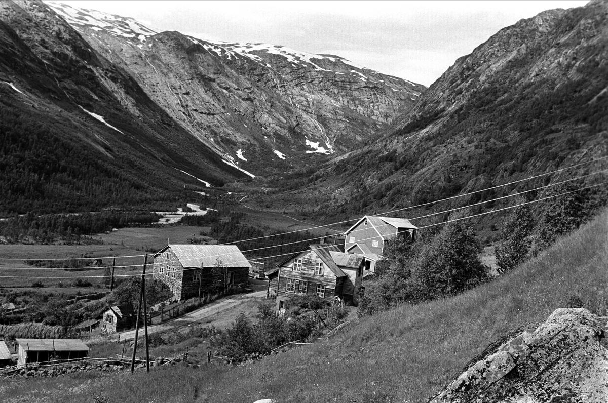 Fra Sogn 01.08.1967. Bebyggelse i Jostedalen. - Norsk Folkemuseum ...