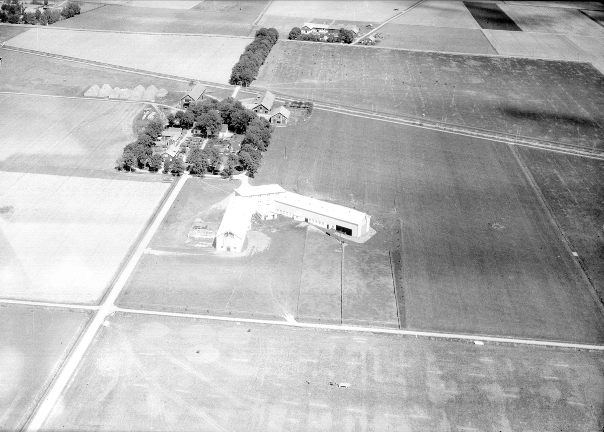 Flygfoto över Kungsängens gård, Kungsängen, Uppsala 1947