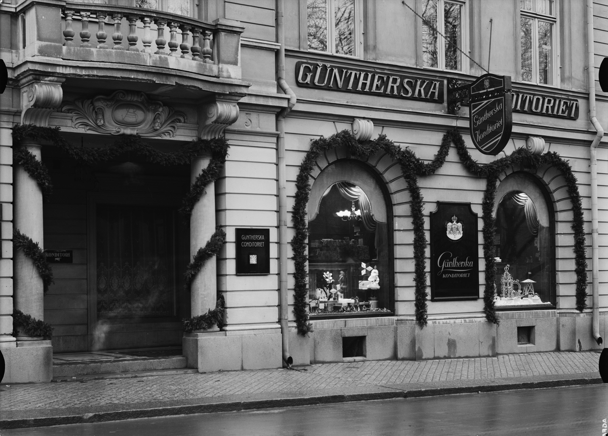 Julskyltning, Güntherska konditoriet, Östra Ågatan, Uppsala december 1934