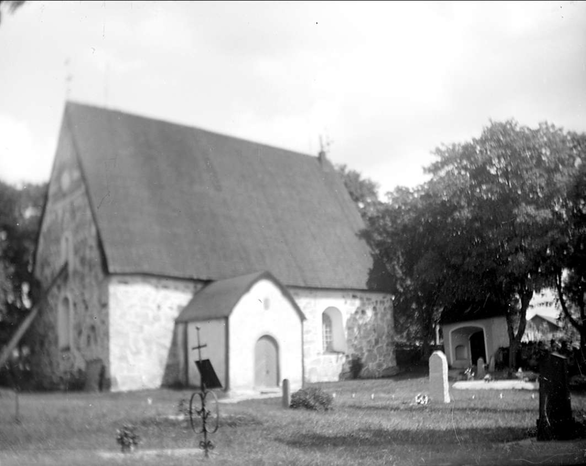 Torsvi kyrka, Torsvi socken, Uppland i juni 1925
