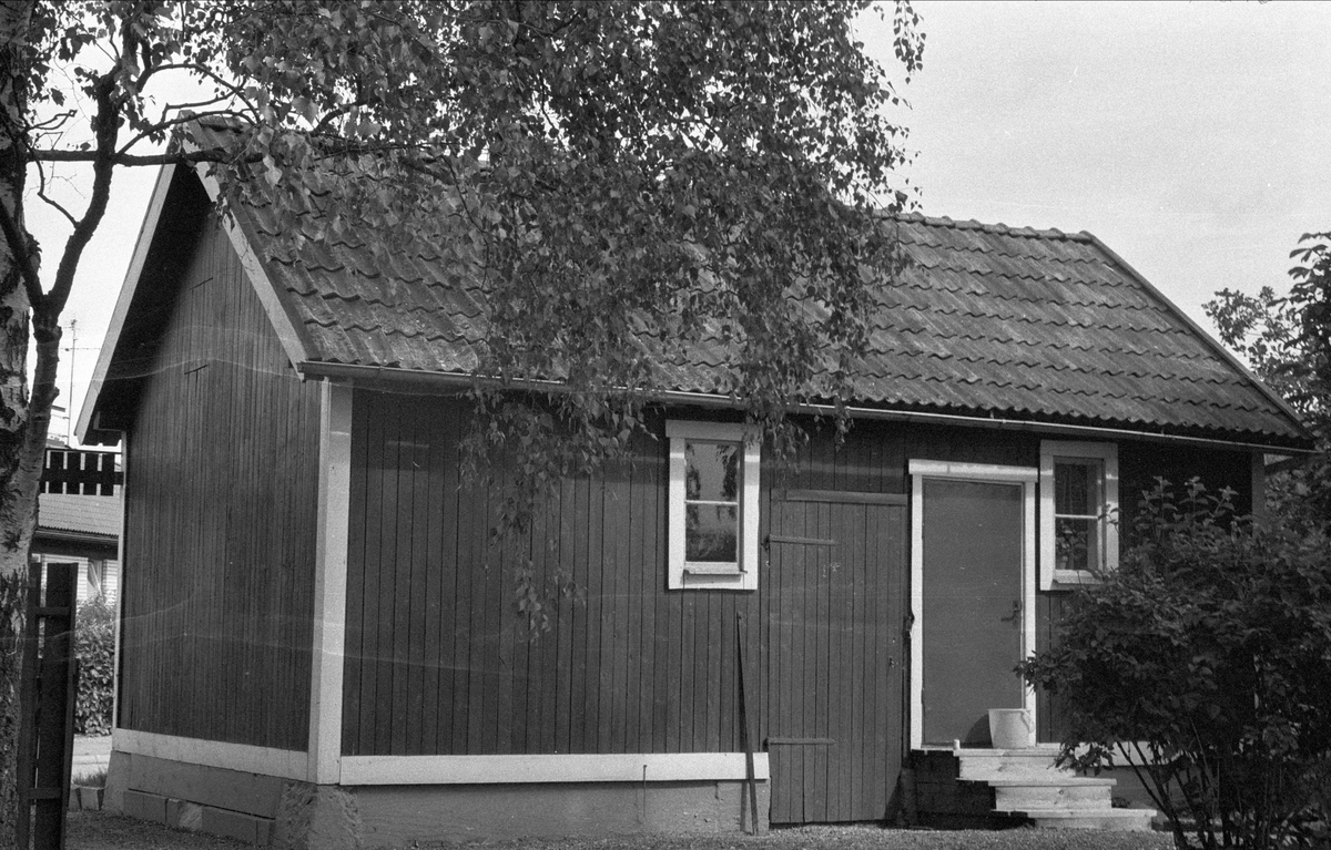 Uthus, Lytta 1:17, Lövstalöt, Bälinge socken, Uppland 1976