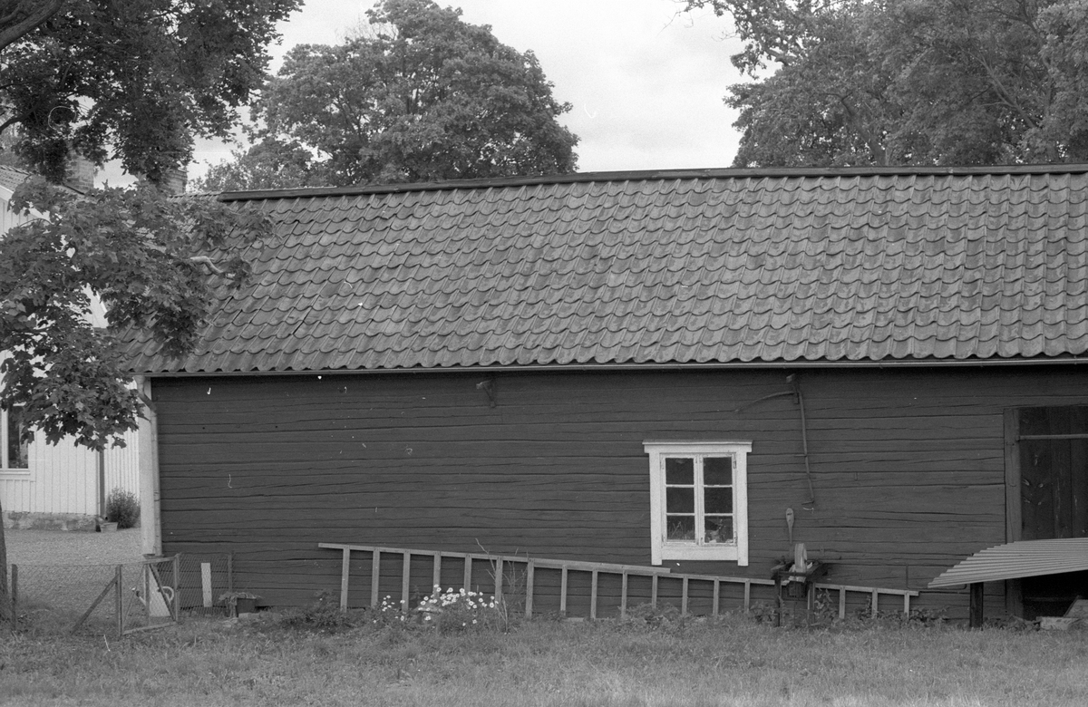 Vedbod med mera, Söderby 2:2, Stora Söderby, Danmarks socken, Uppland 1977
