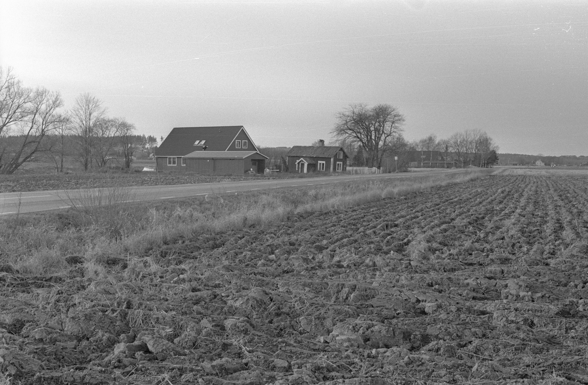 Vy från öster över Lilla Åby, Säby 4:6, Danmarks socken, Uppland 1978
