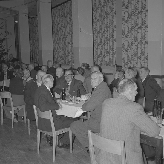 Text till bilden: "Pensionklubben. Julfest.
1955.01"









i