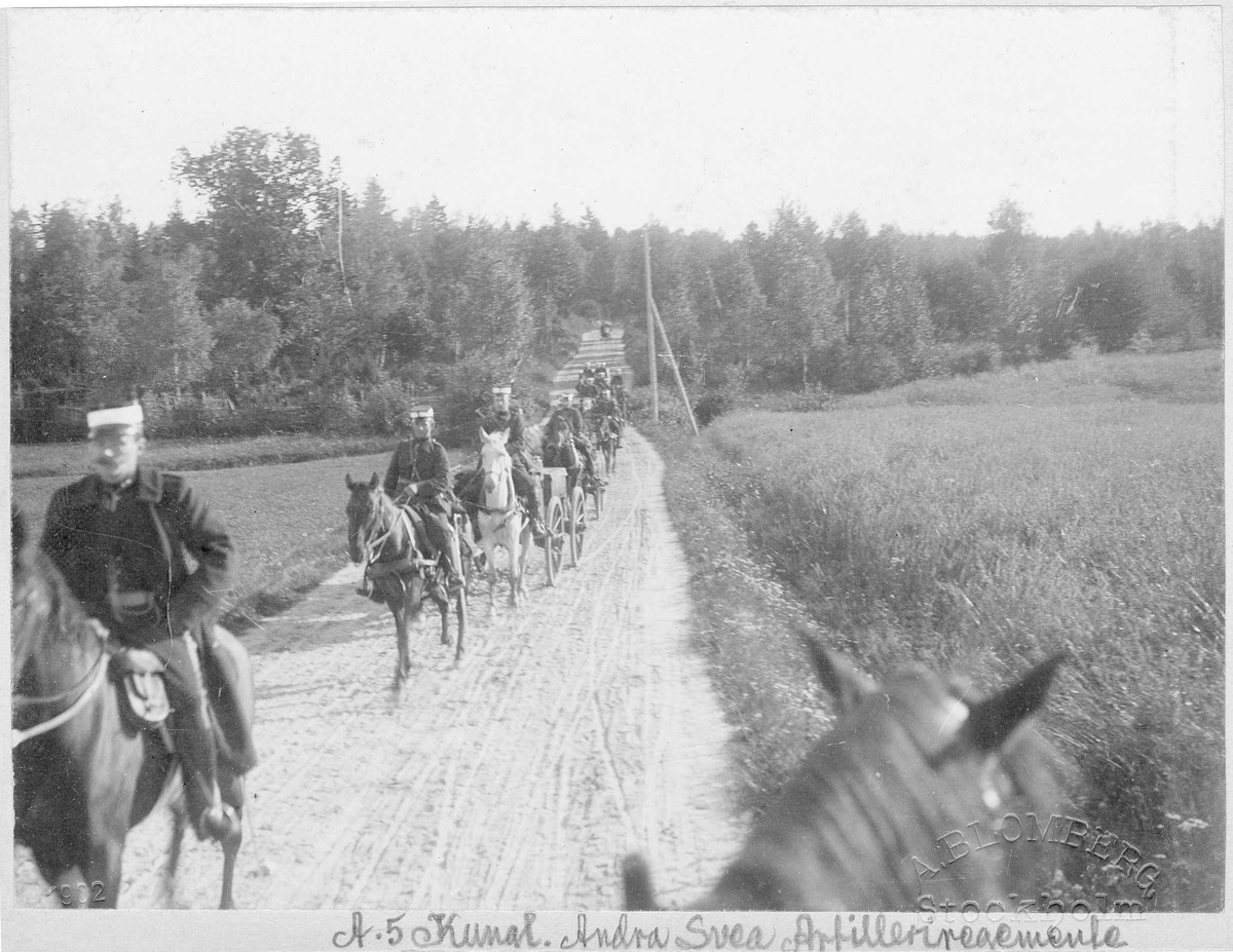 Andra Svea artilleriregemente A 5 på marsch.