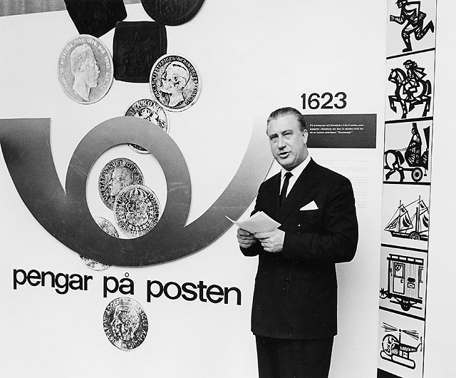 Utställningen förklaras öppnad, av generaldirektör Nils Hörjel.