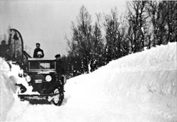 Brøytebil på Kvæfjordeidet.