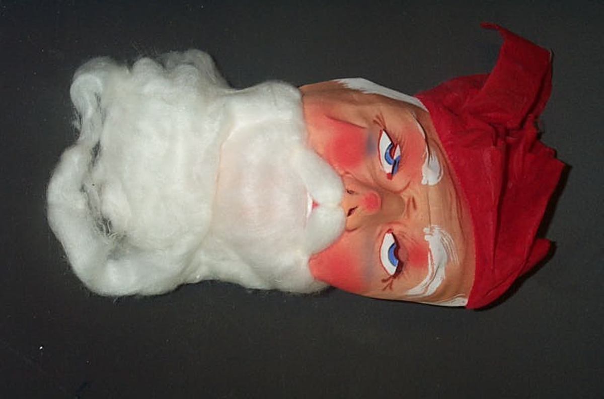 Form: Julenissemaske
2 masker med skjegg, og 1 utan.